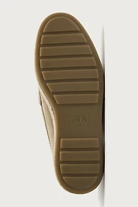 MOCASSINS CASUAL EN CUIR À POMPONS