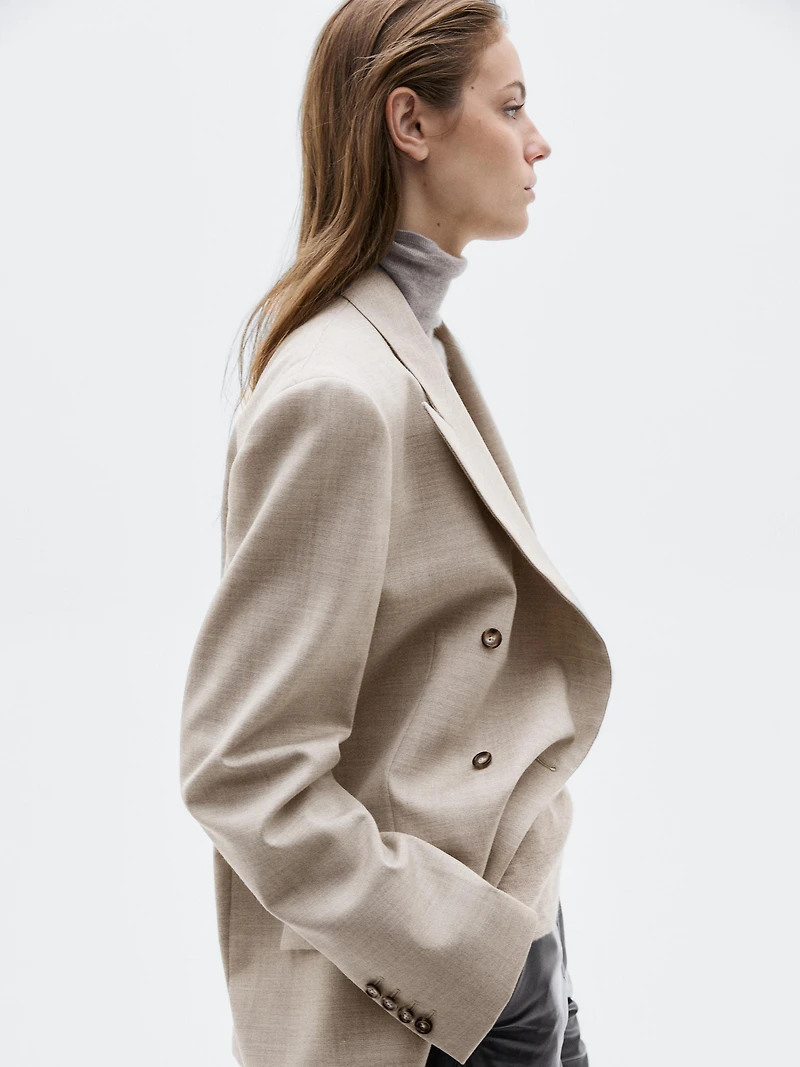 Long 100% wool double-breasted blazer