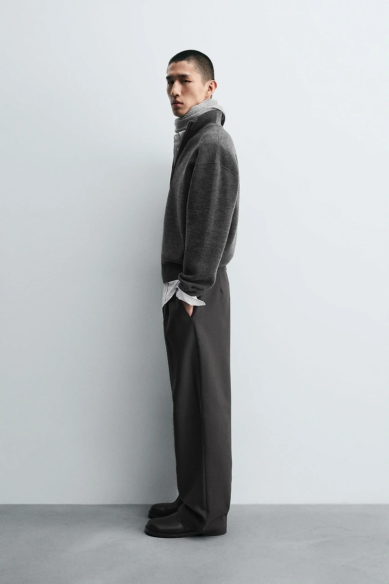 QUARTER-ZIP JUMPER