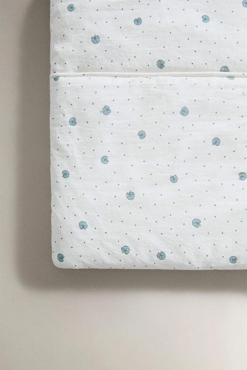 COT ORGANIZER WITH LEAVES