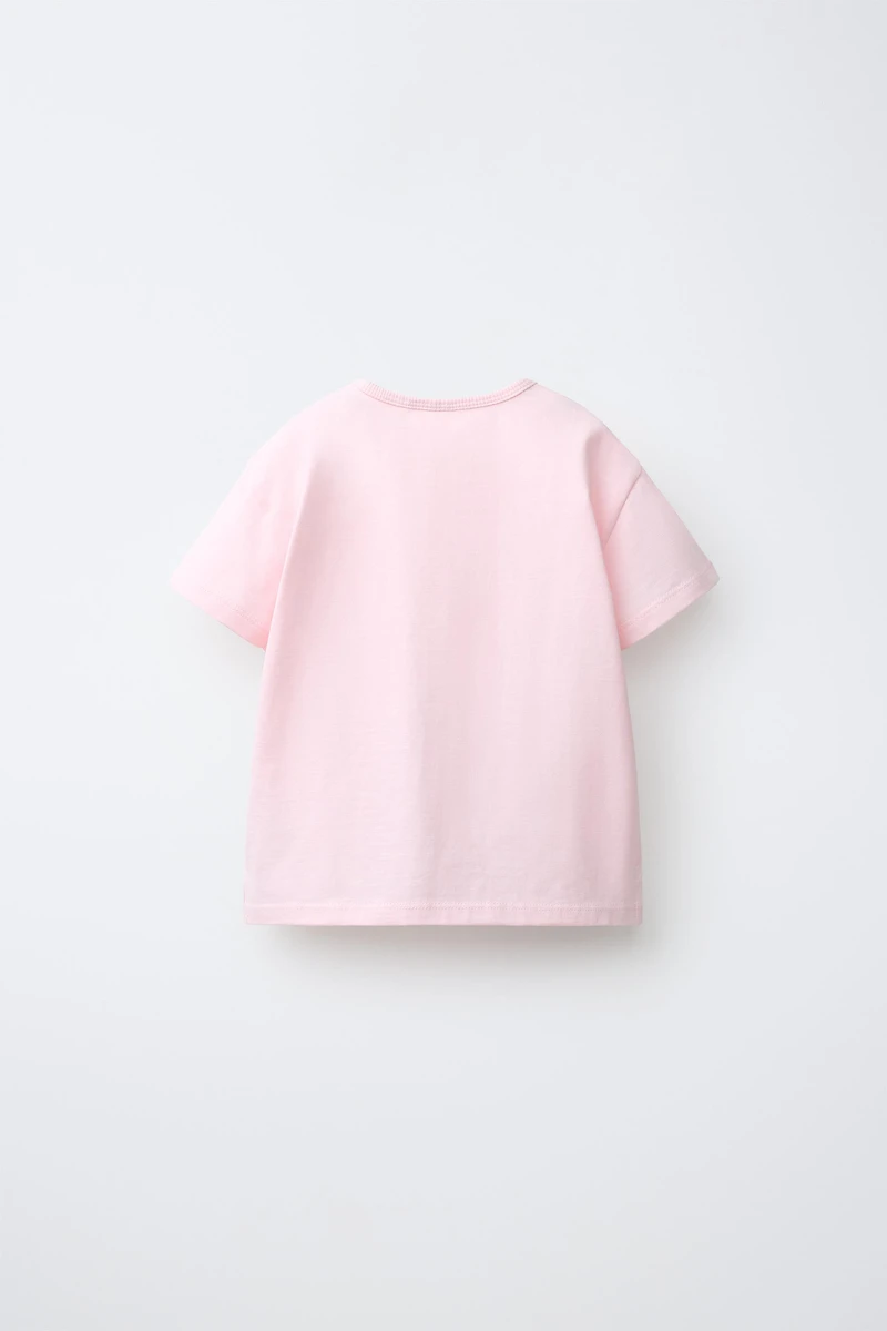 HEART APPLIQUÉ T-SHIRT