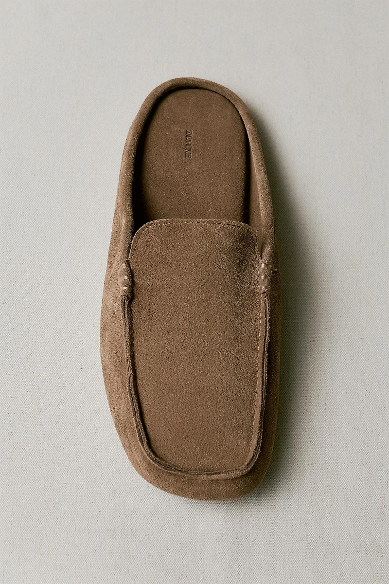 LEATHER MULE LOAFERS