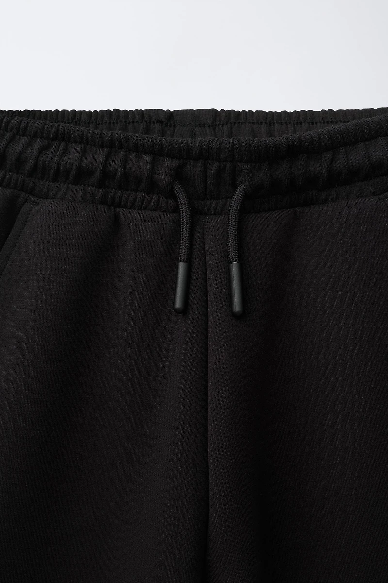 INTERLOCK LABEL SHORTS