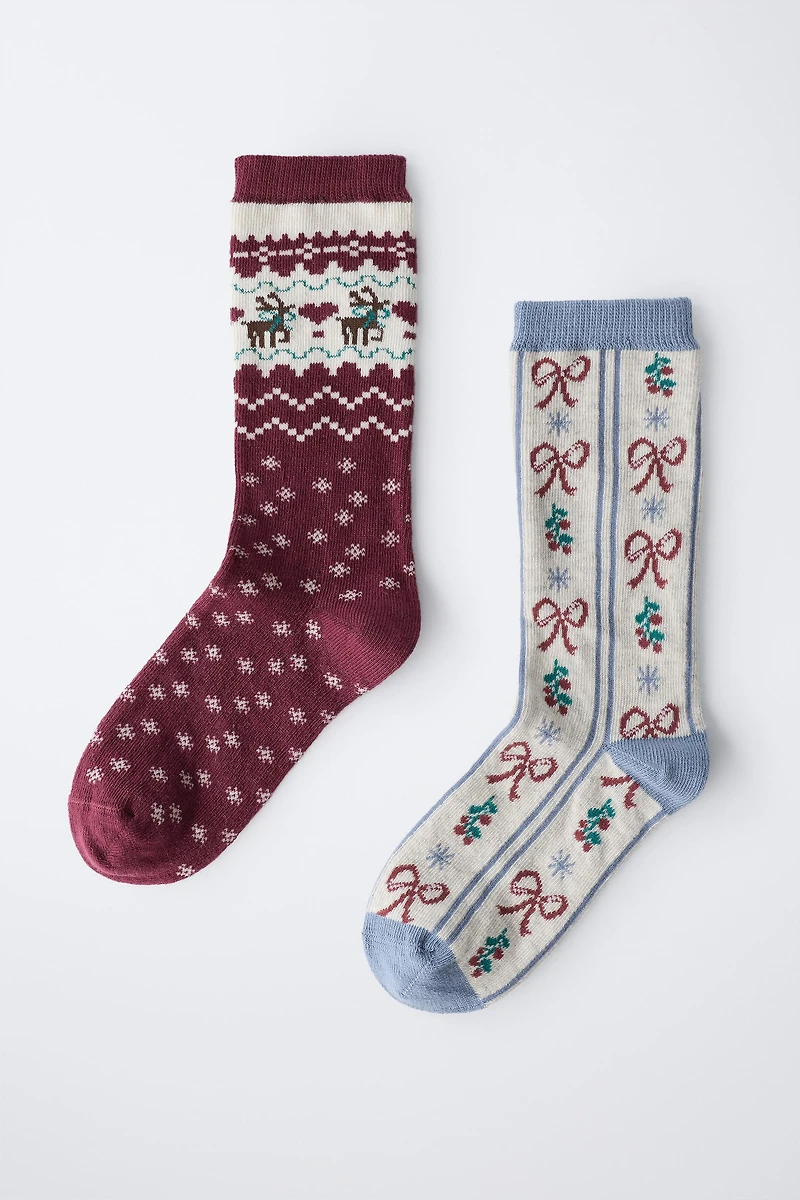 TWO-PACK OF LONG SOCKS WITH GREEK KEY AND BOW PRINT