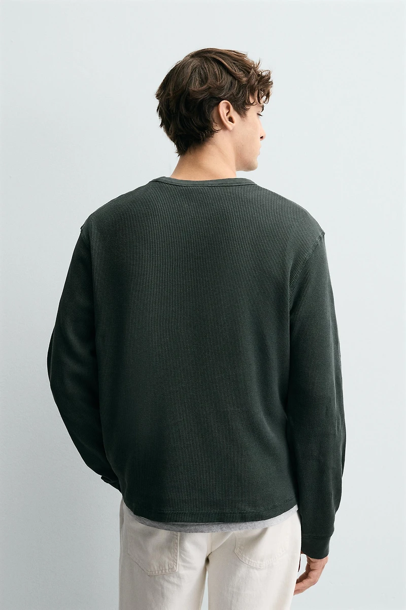 BASIC WAFFLE KNIT T-SHIRT