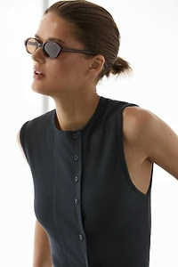 Cotton blend top with placket detail