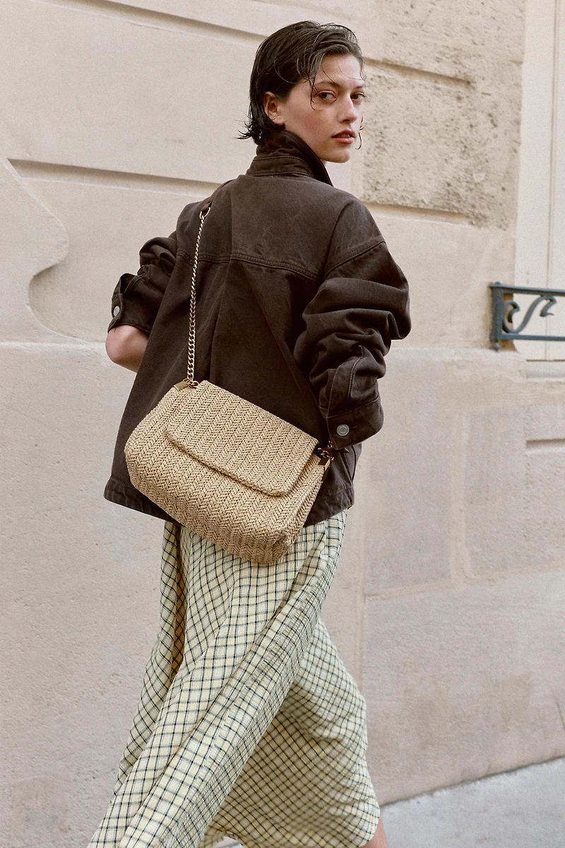 METALLIC CHAIN CROSSBODY BAG