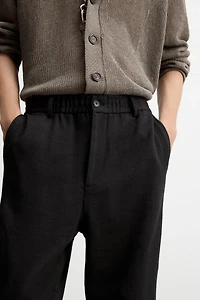 TEXTURED REGULAR FIT PANTS