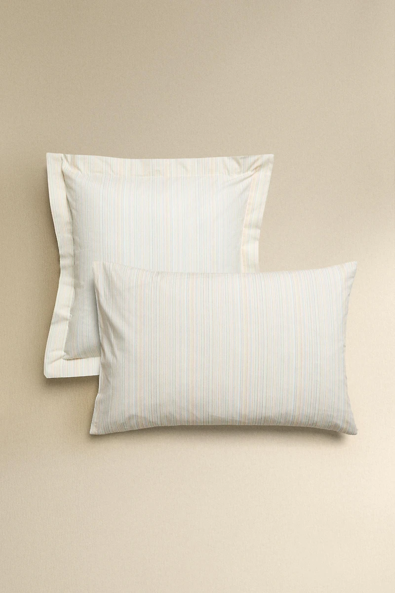 STRIPED PILLOWCASE