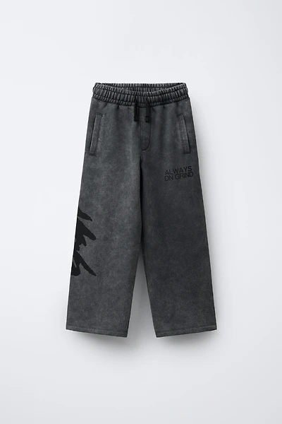 GRAFFITI WASHED EFFECT WIDE LEG PLUSH PANTS
