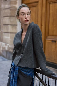 GILET EN MAILLE COL V