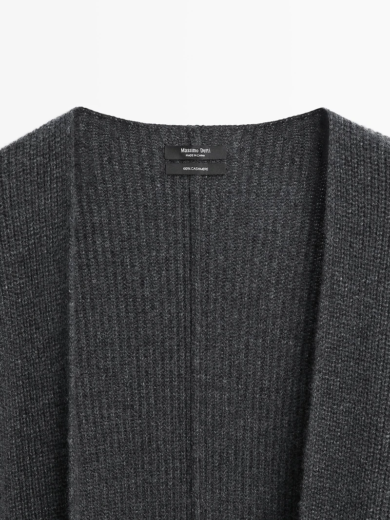 Knit 100% cashmere cape