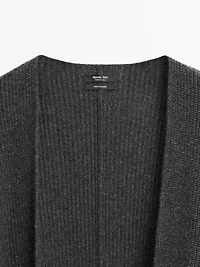 Knit 100% cashmere cape
