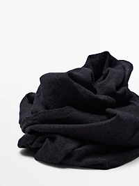 100% cashmere scarf