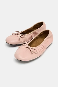LEATHER RUCHED BALLET FLATS