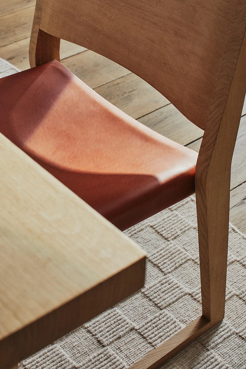 CHAIR 02