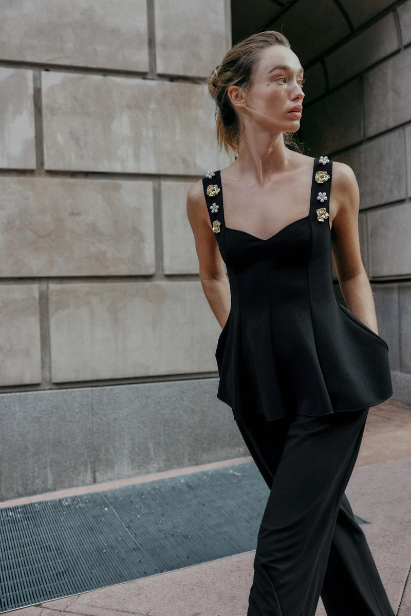 STRETCH PEPLUM TOP