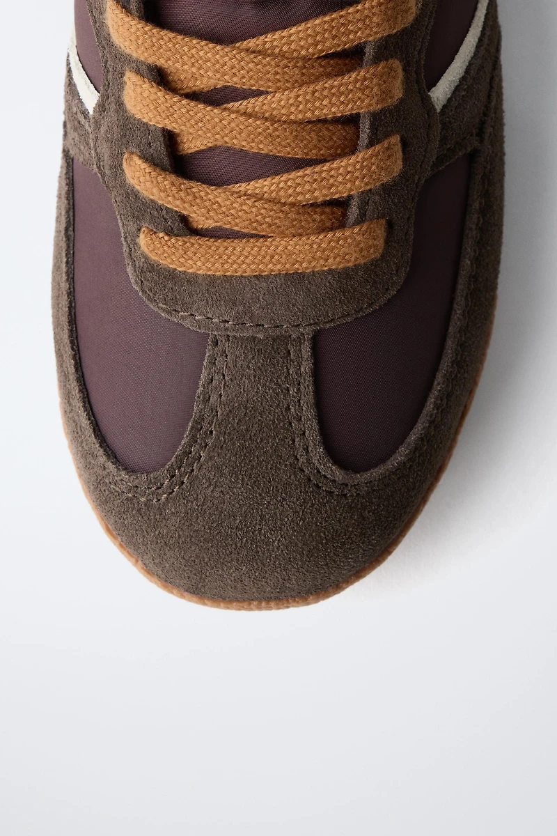 BASKETS AVEC CONTRASTE