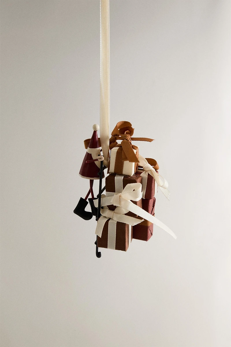 CHRISTMAS TREE SANTA CLAUS ORNAMENTS CHRISTMAS