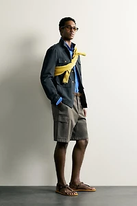 RELAXED FIT CARGO SHORTS WITH TABS