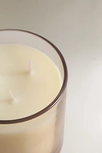 (400 G) MUSKY PETALS SCENTED CANDLE