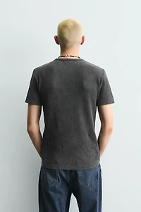 T-SHIRT EN MAILLE SLIM STRUCTURÉE