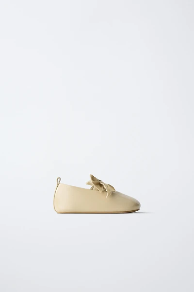 BALLET FLATS WITH BOW