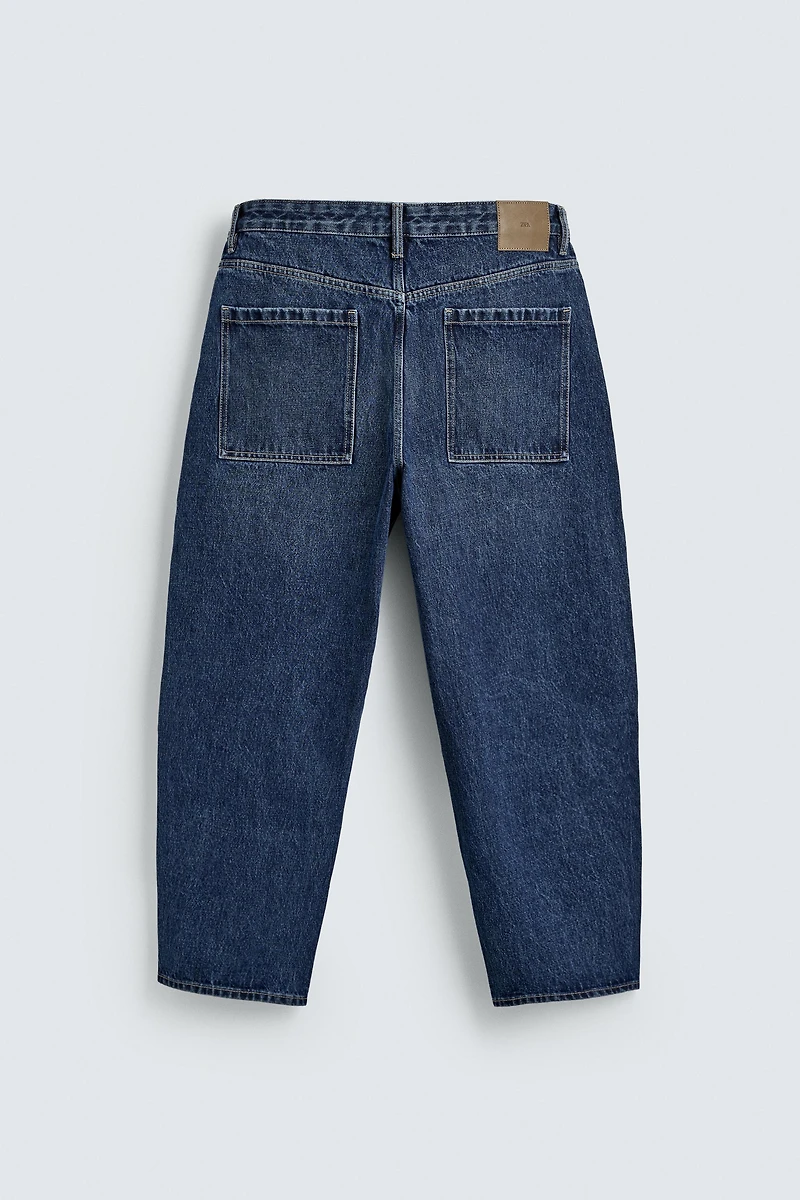 TAPERED WIDE FIT JEANS