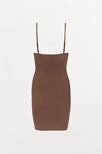 ROBE COURTE AVEC POLYAMIDE