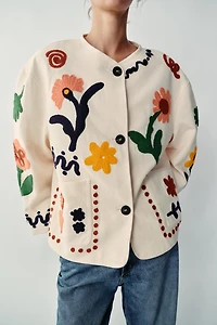FLORAL EMBROIDERED JACKET