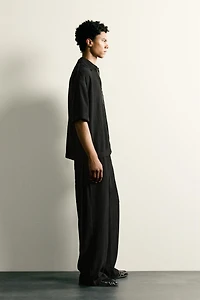 TEXTURED RELAXED FIT PANTS