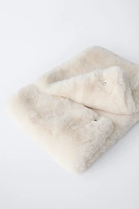 FAUX FUR NECK WARMER