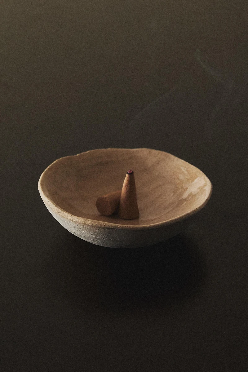 IRREGULAR CERAMIC BOWL