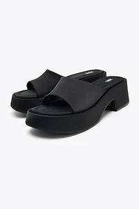 CHUNKY SATIN SANDALS