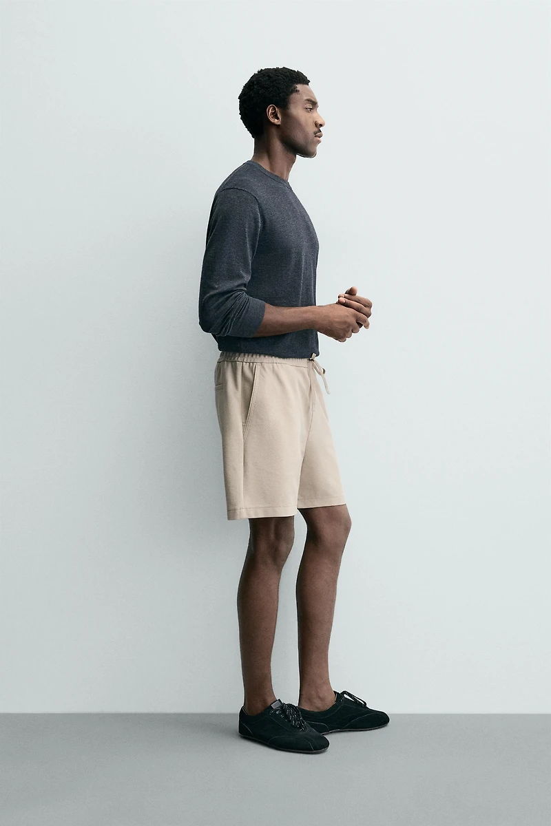 COMFORT TEXTURED SHORTS