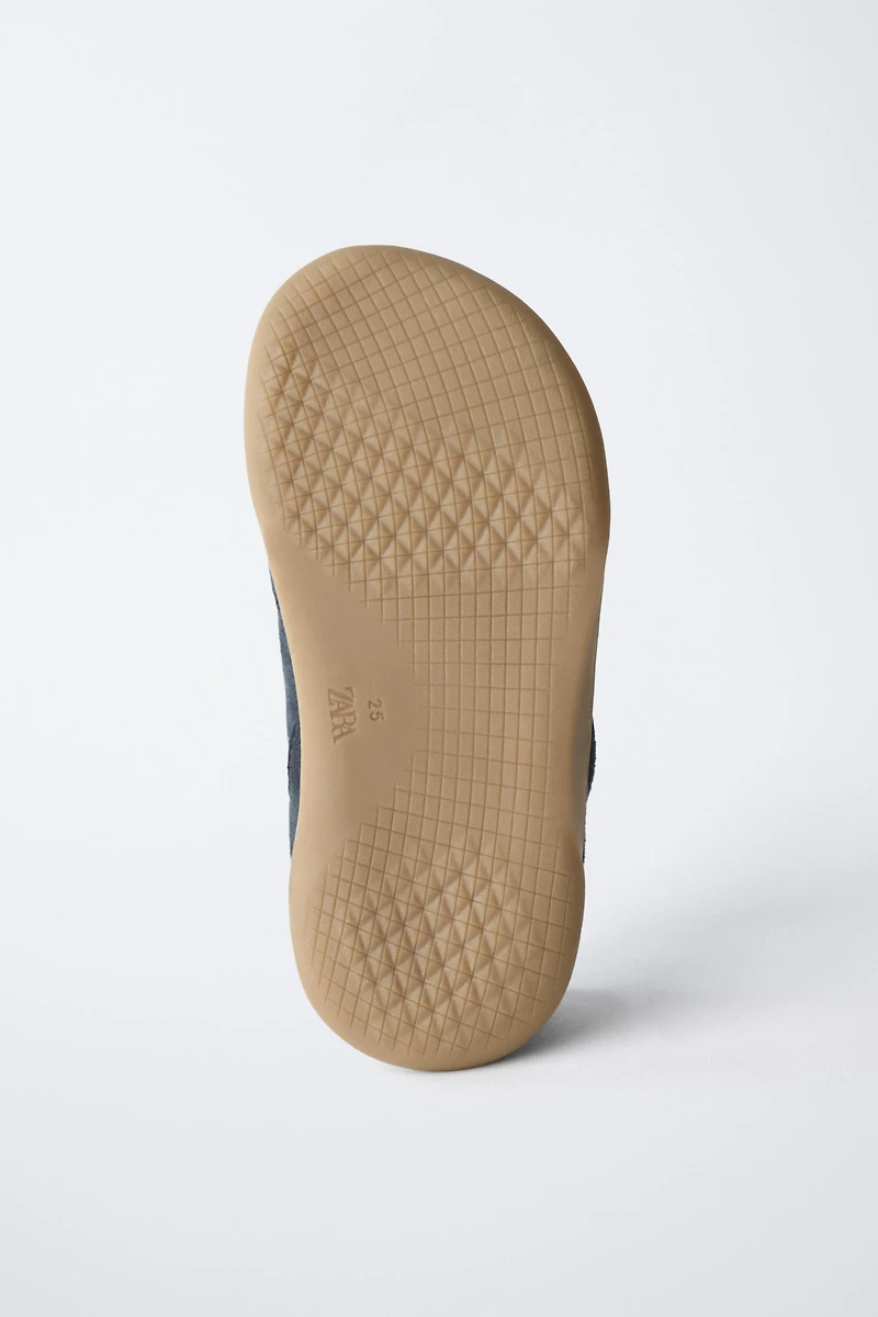 LEATHER STRAP BAREFOOT SNEAKER