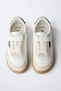 BAREFOOT SNEAKERS