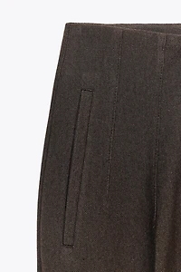 PANTS WITH A HIGH WAIST
