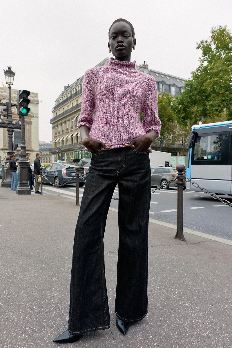 MULTICOLOR KNIT SWEATER