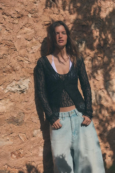 LACE EFFECT DOUBLE TOP