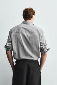 TEXTURED STRIPED SHIRT