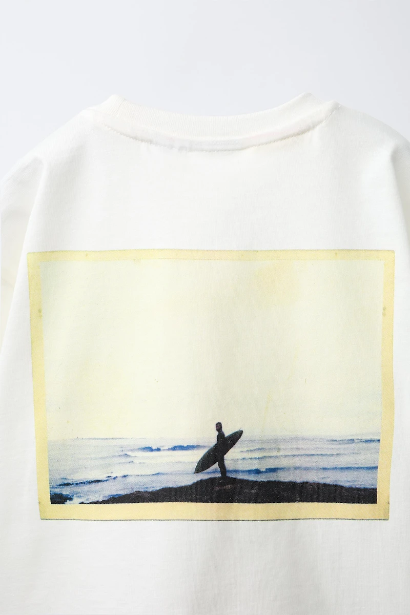 PUKAS SURF PHOTO LOGO T-SHIRT