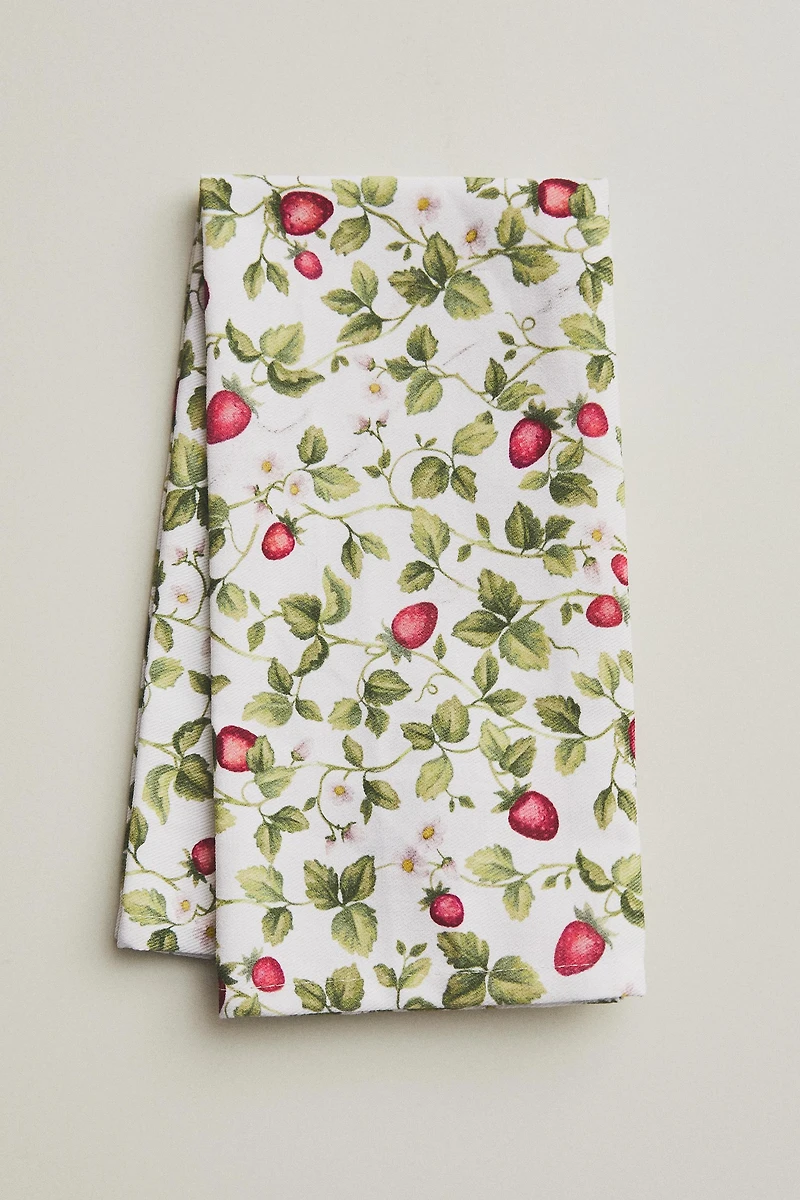 STRAWBERRY NAPKIN PACK (PACK OF 2)
