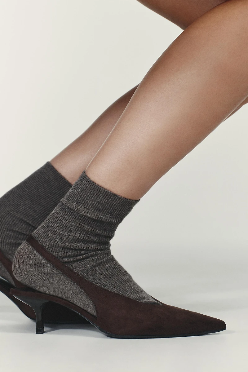 KITTEN HEEL SLINGBACK SHOES