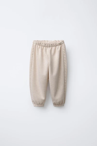 PANTALON DE JOGGING EN DENTELLE À FLEURS