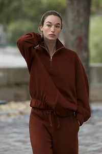 SOFT ZIP SWEATSHIRT
