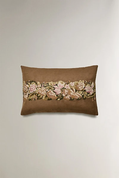 EMBROIDERED THROW PILLOW COVER