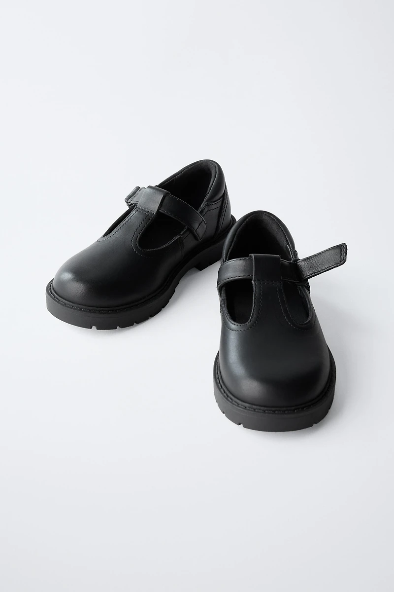 LEATHER SHOES