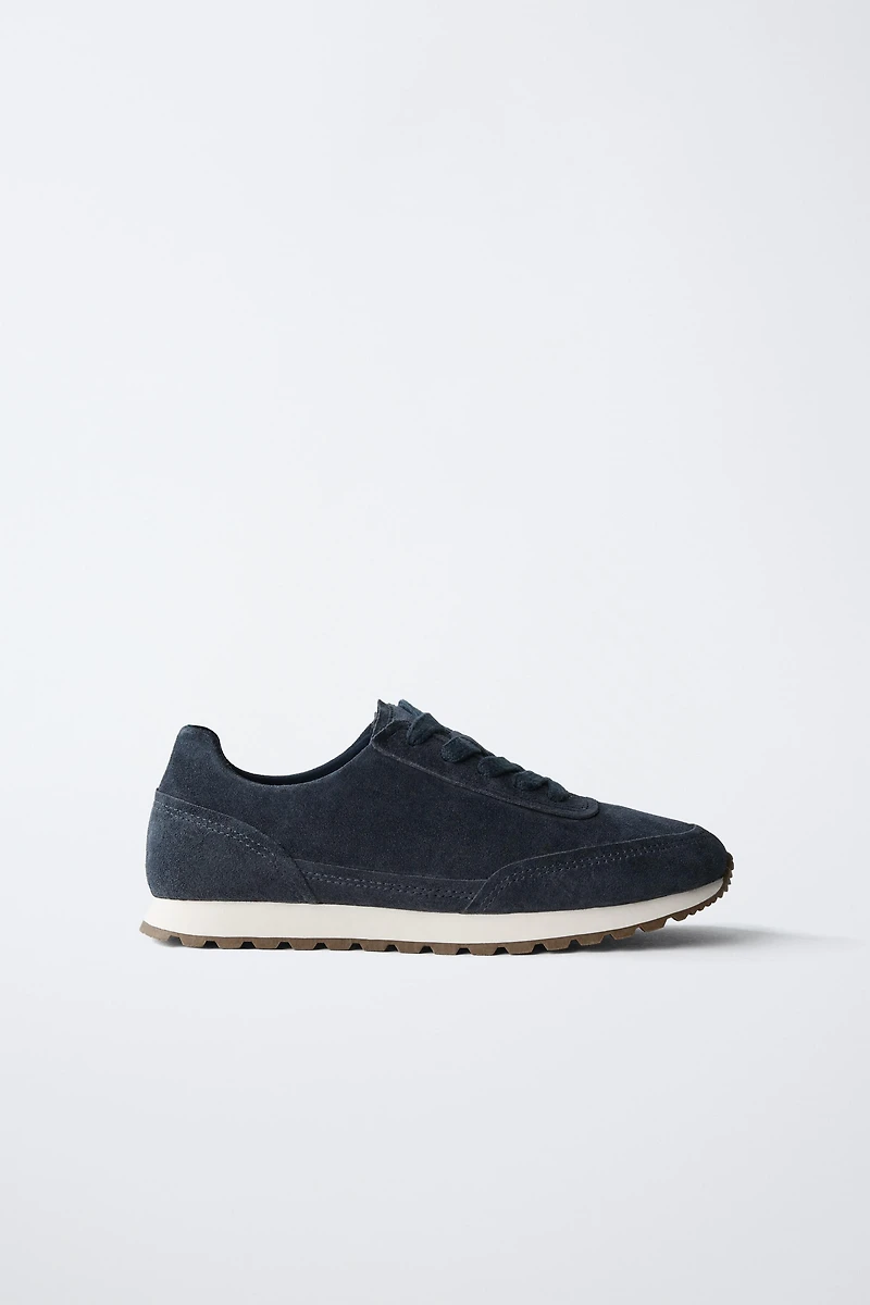 BASKETS EN CUIR
