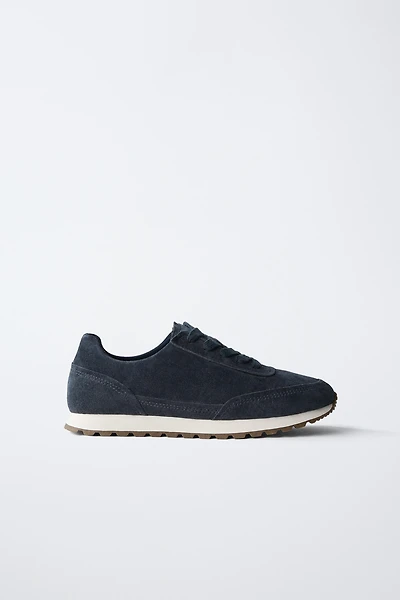 BASKETS EN CUIR
